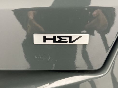 Used 2025 Kia Sorento EX image 4