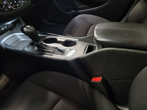 Used 2020 Chevrolet Malibu LT FWD image 26