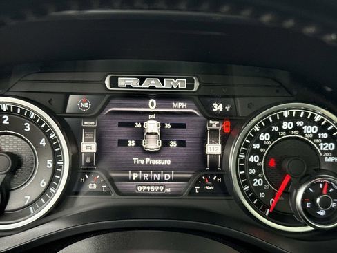 Used 2021 RAM 1500 Laramie image 12