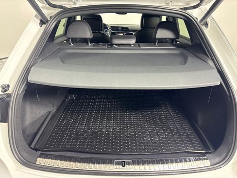 Used 2021 Audi Q3 2.0T Premium image 25