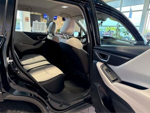 Used 2021 Subaru Forester AWD/4WD image 29