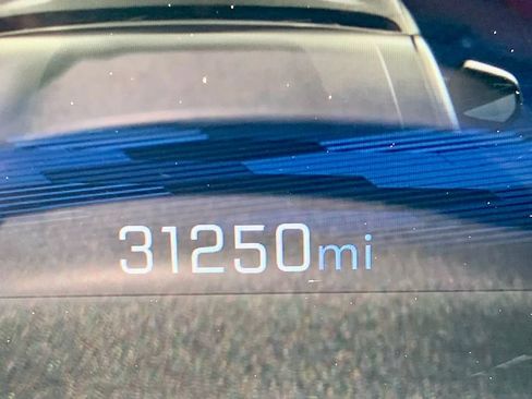 Used 2025 Chevrolet Equinox LT FWD image 33