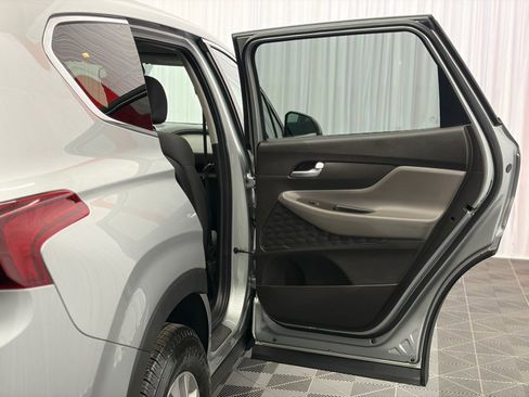 Used 2020 Hyundai Santa Fe SE AWD/4WD image 17