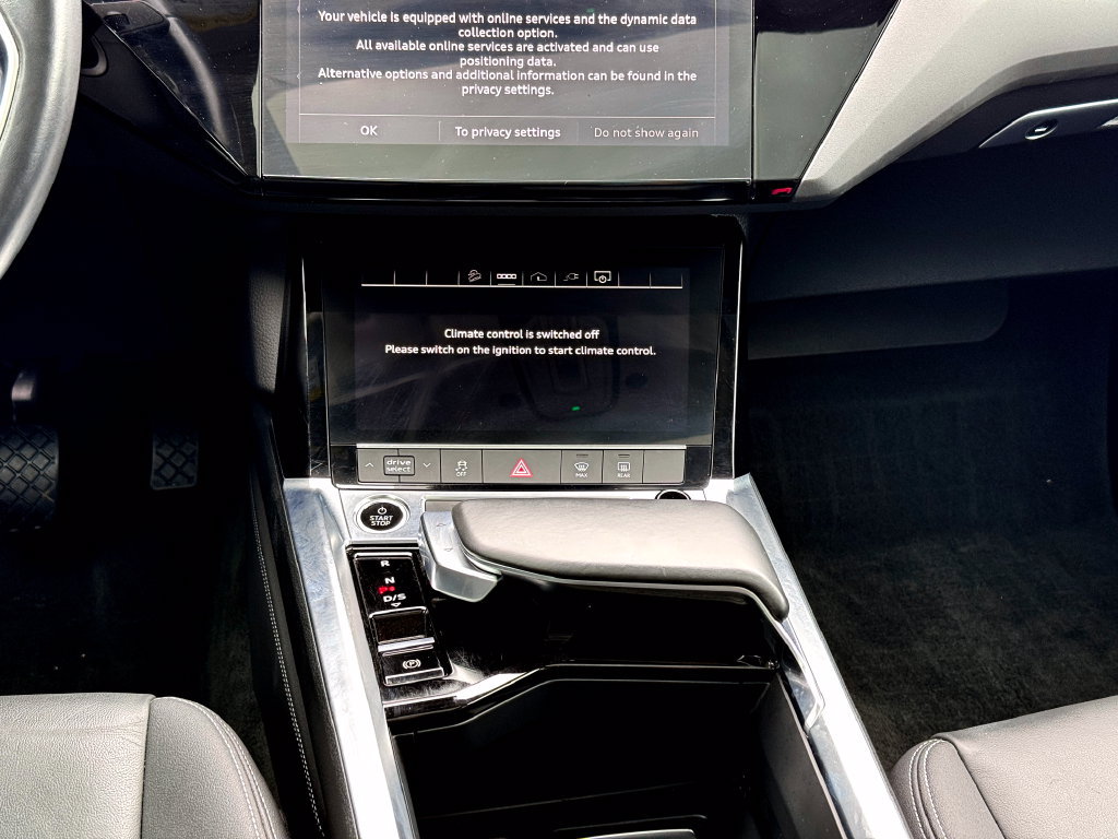 Used 2021 Audi e-tron Premium AWD/4WD image 35