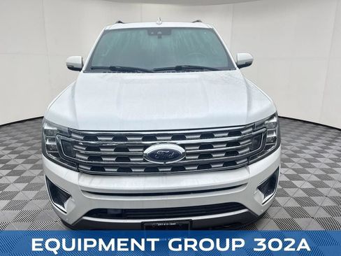 Used 2019 Ford Expedition Limited w/ Equipment Group 302A AWD/4WD image 4