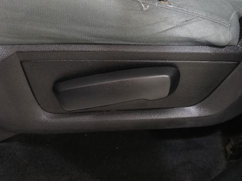 Used 2017 RAM 1500 ST w/ SXT Appearance Group AWD/4WD image 13