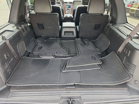 Used 2014 Lincoln Navigator 4WD image 15