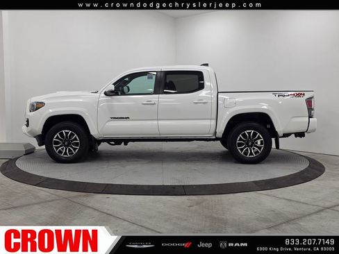 Used 2023 Toyota Tacoma TRD Sport image 4