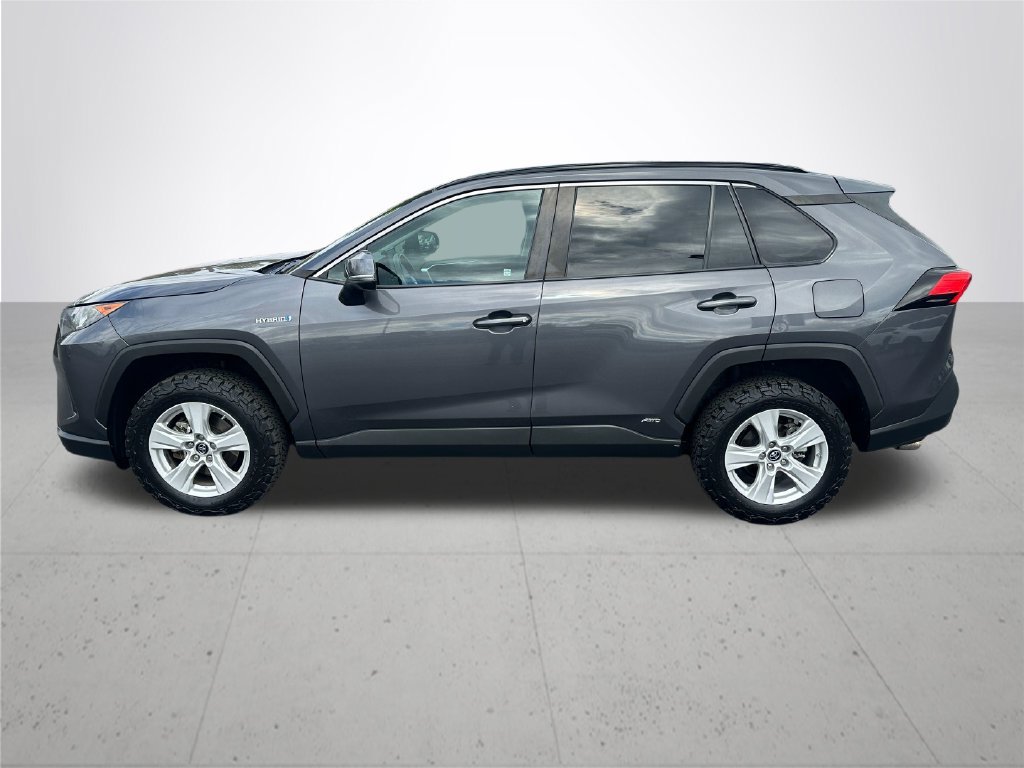 Used 2020 Toyota RAV4 LE w/ All Weather Liner Package AWD/4WD image 10