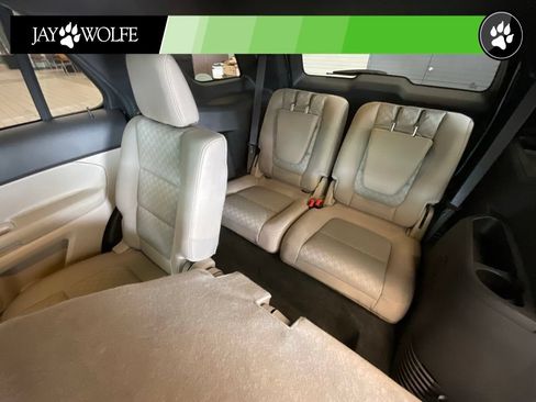 Used 2013 Ford Explorer XLT FWD image 22