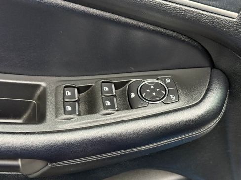 Certified 2022 Ford Edge SEL AWD/4WD image 12