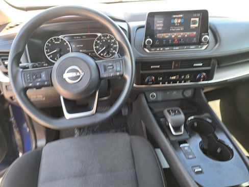 Used 2023 Nissan Rogue SV image 19