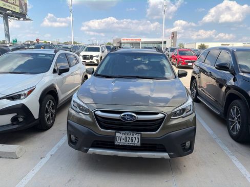 Used 2020 Subaru Outback Limited XT w/ Popular Package #2 AWD/4WD image 5