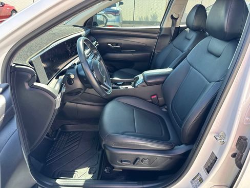Used 2025 Hyundai Tucson SEL FWD image 9