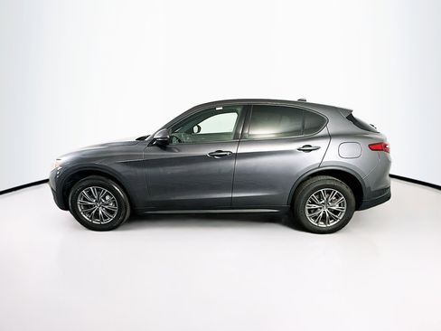 Used 2023 Alfa Romeo Stelvio Sprint RWD image 4