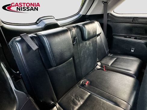 Used 2019 Toyota Highlander XLE FWD image 37