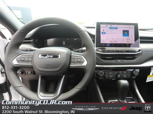 New 2025 Jeep Compass Limited w/ High Altitude Package image 11