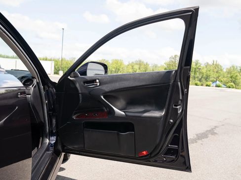 Used 2007 Lexus IS 250 AWD image 14