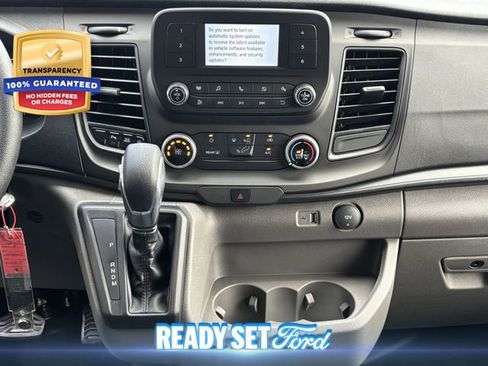 New 2025 Ford Transit 250 148 Medium Roof image 15