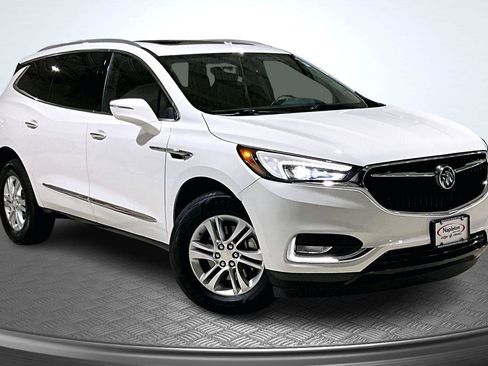 Used 2019 Buick Enclave Essence image 12