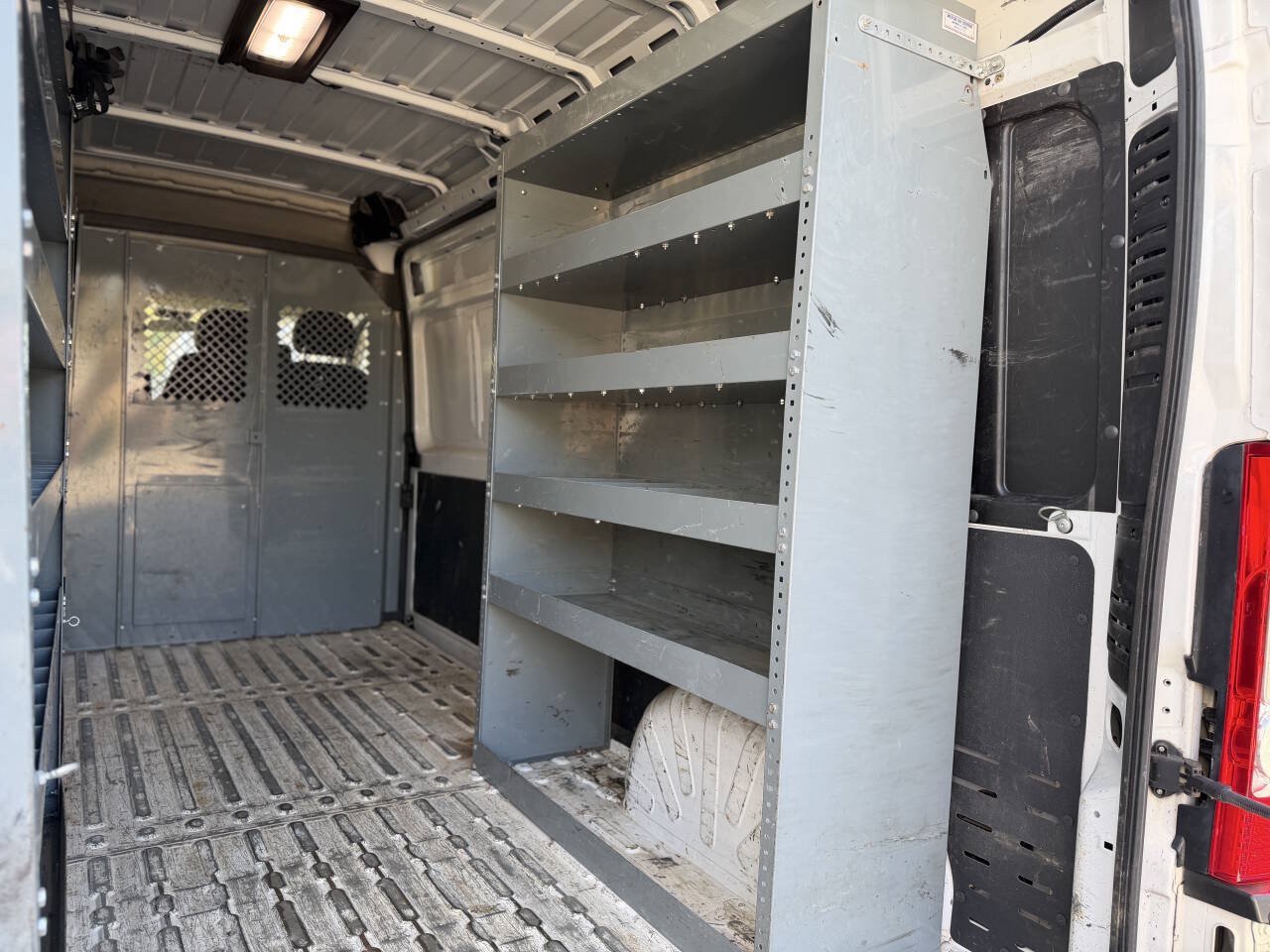 Used 2021 RAM ProMaster 2500 w/ Convenience Group FWD image 20