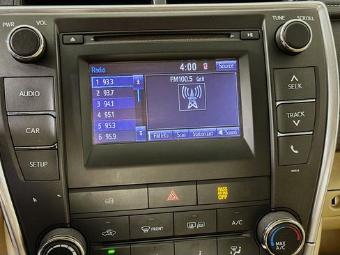 Used 2017 Toyota Camry LE w/ Protection Package (Q2) FWD image 19