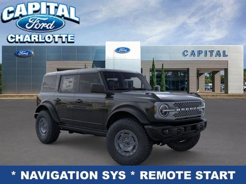 New 2025 Ford Bronco Badlands w/ Sasquatch Package image 8