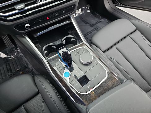 Certified 2023 BMW i4 eDrive35 w/ Premium Package image 26