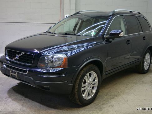 Used 2011 Volvo XC90 3.2 image 2