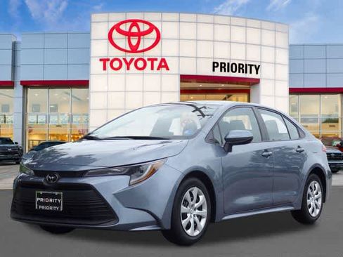 Certified 2024 Toyota Corolla LE FWD image 1
