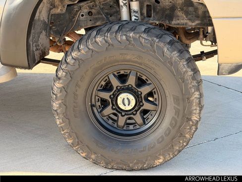 Used 2005 Ford Excursion Limited image 9