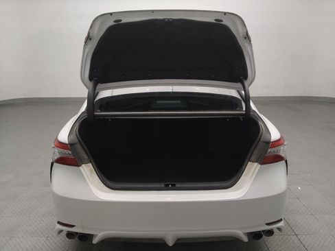 Used 2019 Toyota Camry XSE FWD image 29