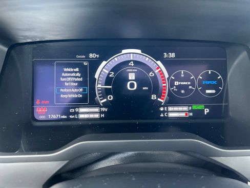 Used 2024 Toyota Tundra Capstone AWD/4WD image 18