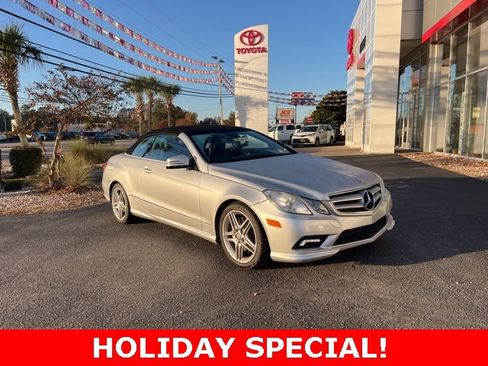 Used 2011 Mercedes-Benz E 550 Cabriolet image 1