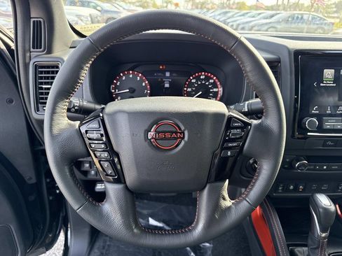 Certified 2024 Nissan Frontier PRO-4X w/ Pro Convenience Package image 29