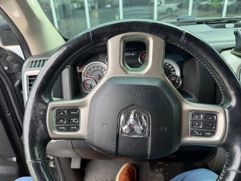 Used 2015 RAM 1500 Laramie w/ Convenience Group AWD/4WD image 7