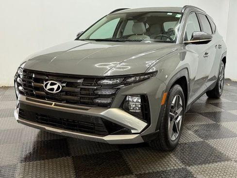 Certified 2025 Hyundai Tucson SEL image 6