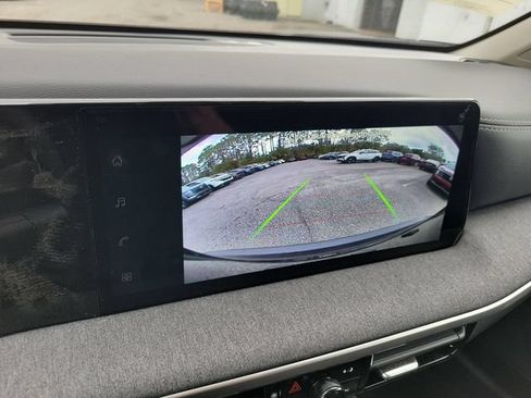 New 2026 Nissan Kicks SV w/ SV Premium Package FWD image 16