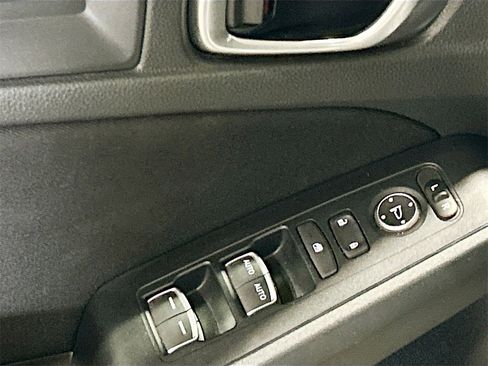 Used 2023 Honda Civic LX image 17