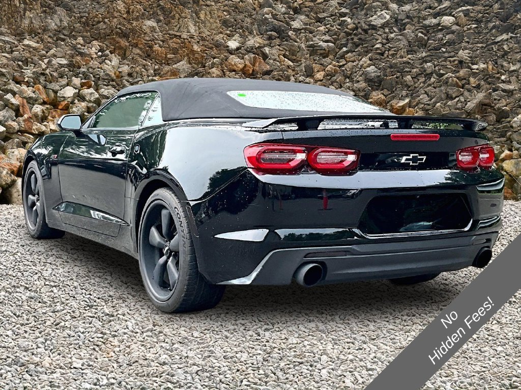 Used 2020 Chevrolet Camaro LT RWD image 10