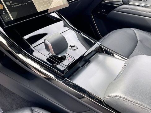 Used 2024 Land Rover Range Rover Sport Dynamic SE image 17