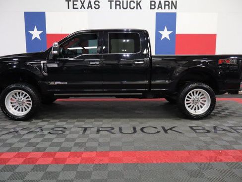 Used 2017 Ford F250 King Ranch w/ King Ranch Ultimate Package AWD/4WD image 1