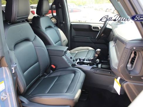 New 2025 Ford Bronco Outer Banks image 7