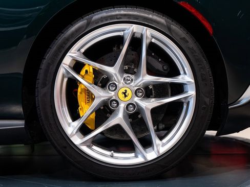 Certified 2022 Ferrari Roma image 14