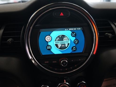 Used 2019 MINI Cooper S w/ Storage Package FWD image 33