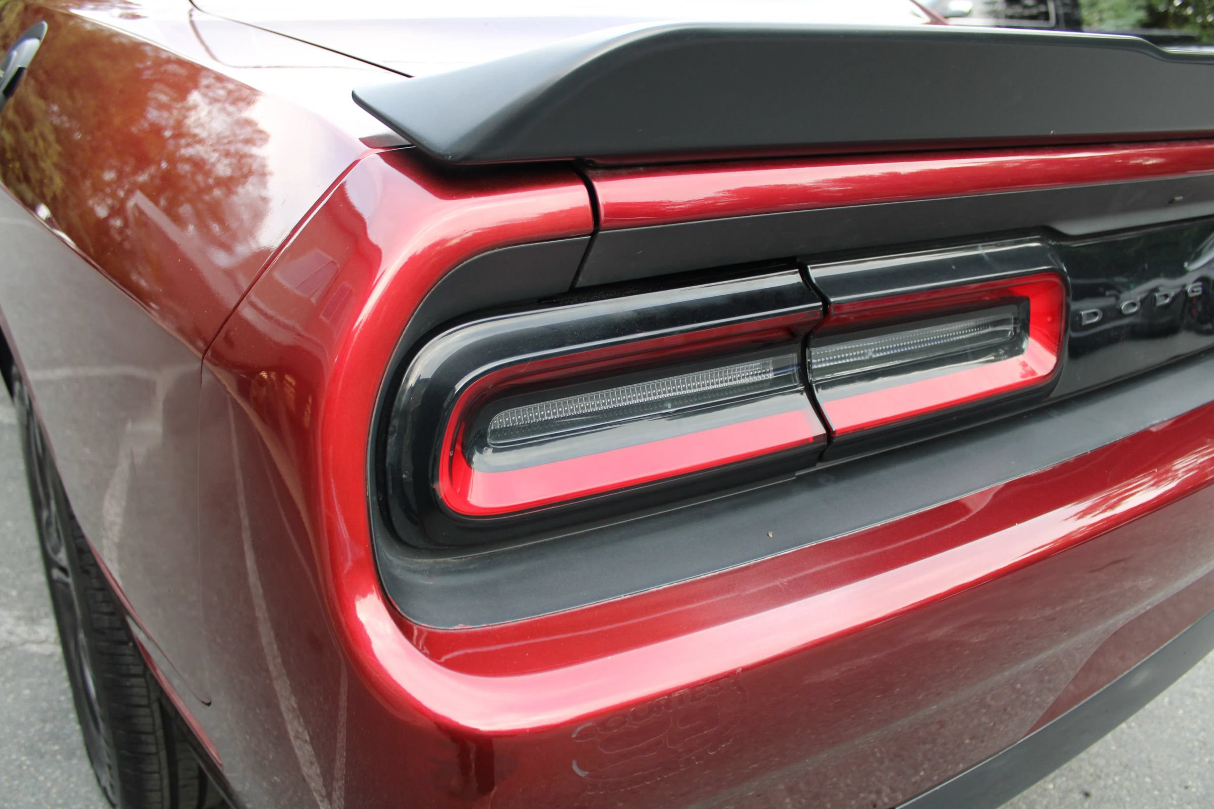 Used 2022 Dodge Challenger SXT w/ Blacktop Package AWD/4WD image 27
