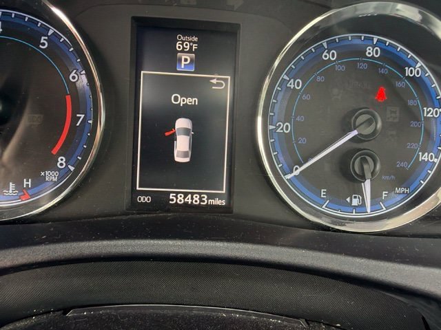 Used 2019 Toyota Corolla XLE w/ Body Protection Package FWD image 7