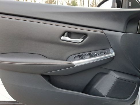 Certified 2023 Nissan Sentra SR image 14