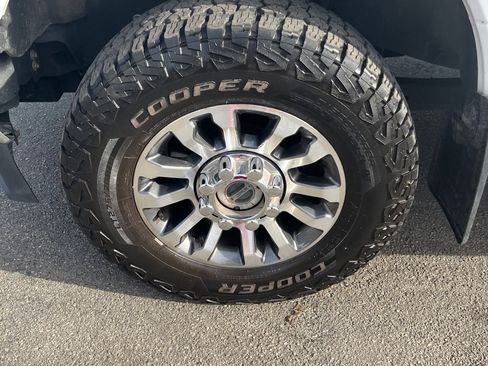 Used 2022 Ford F250 XL w/ STX Appearance Package image 23