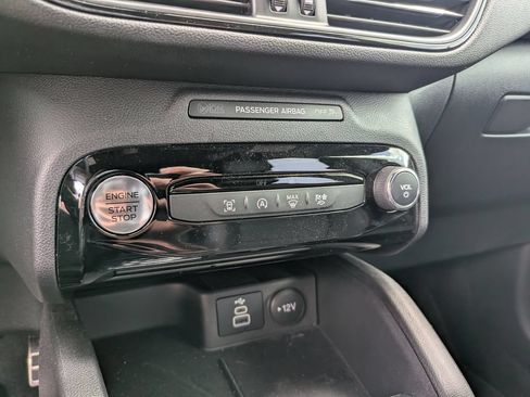 Used 2024 Ford Escape ST-Line w/ Tech Pack #1 FWD image 21